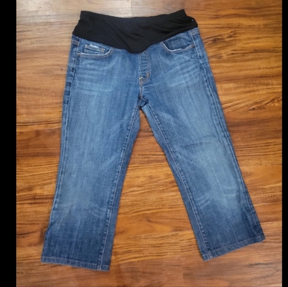 Citizens of Humanity Cropped Capri Comfort Maternity Jeans - Picture 2 of 5